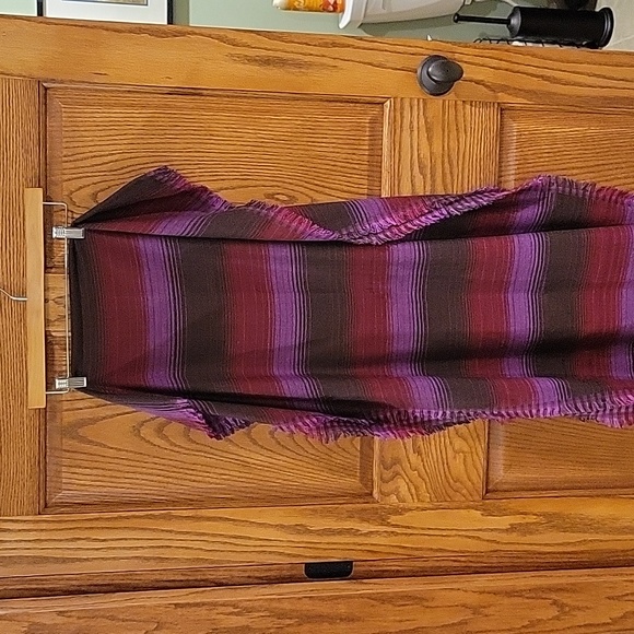 Eddie Bauer Accessories - Eddie Bauer reversible scarf. The colors are brown, burgandy, and a fushia.
